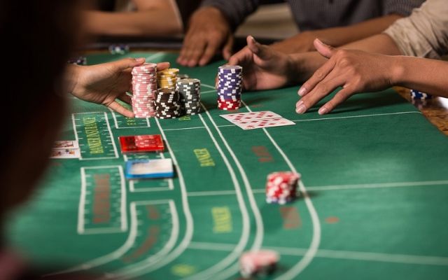 Những lưu ý khi chơi baccarat